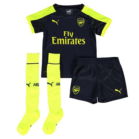 Kids' Football Kits 